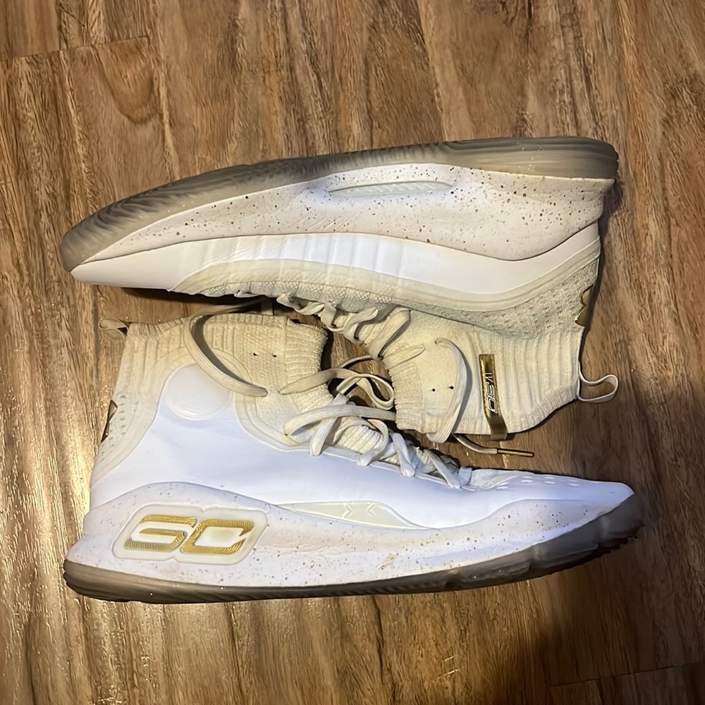 Curry 4 White Gold